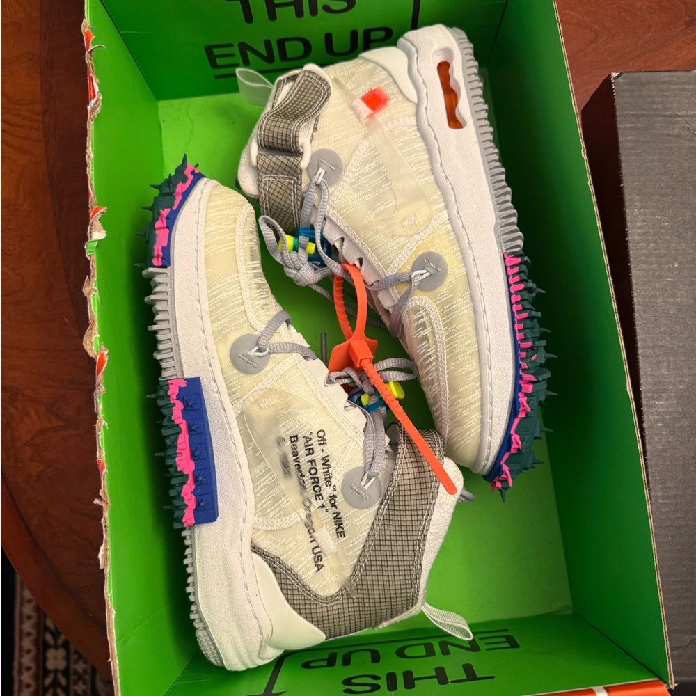 Nike Air Force 1 Mid SP in Off-White